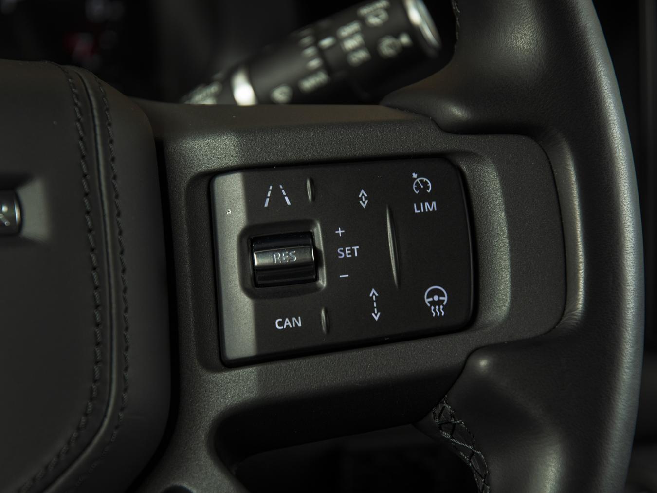 Land Rover Defender 110 X-Dynamic HSE P400e
