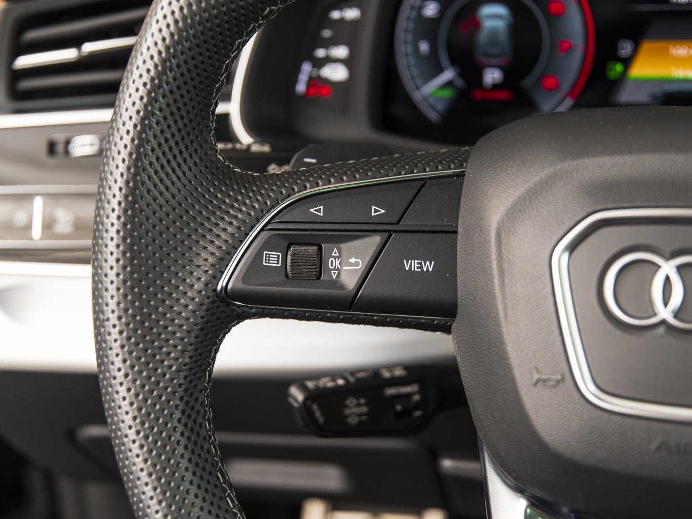 Audi Q8 55 TFSI-e Quattro S-Line