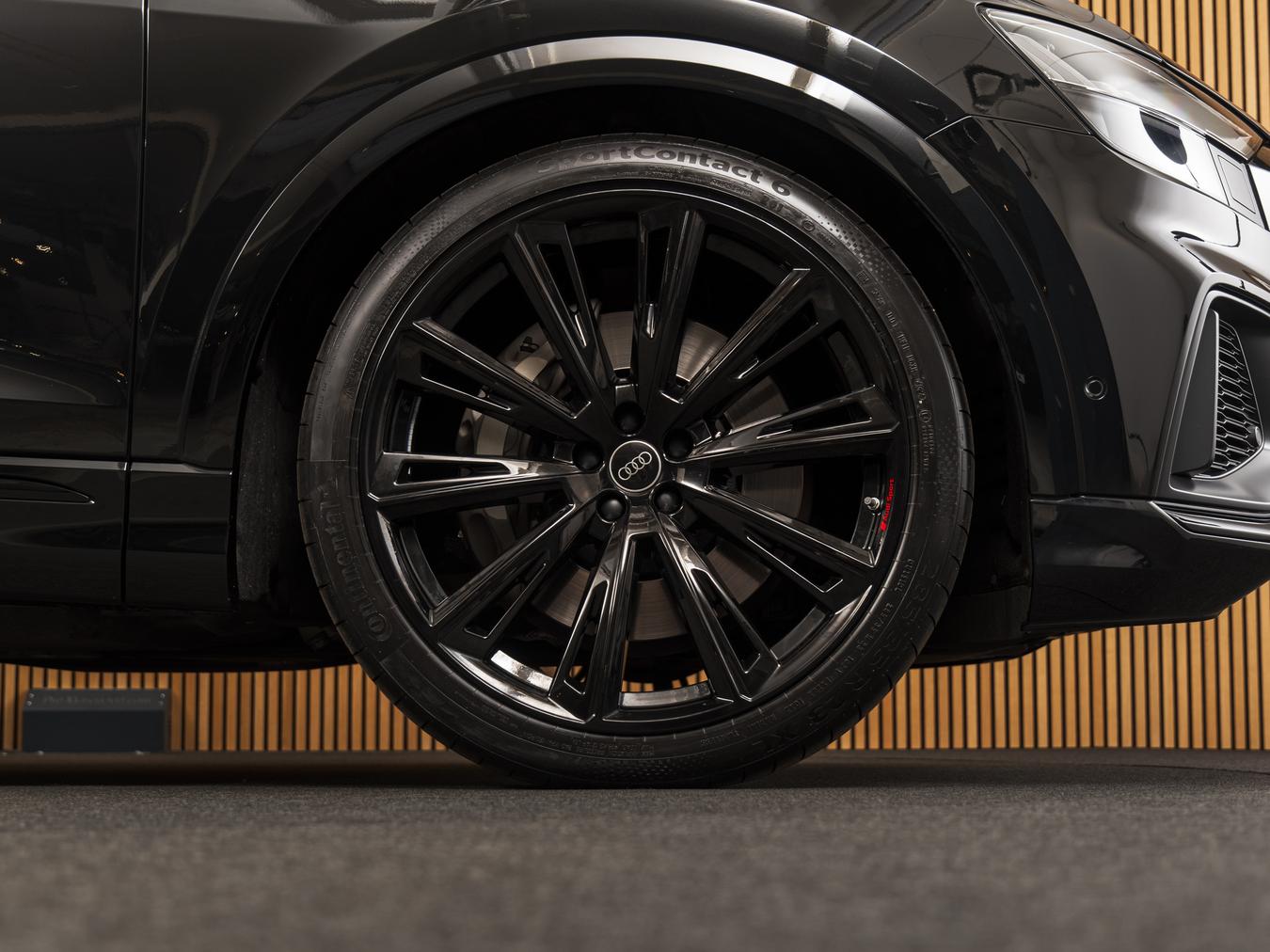 Audi Q8 55 TFSI-e Quattro S-Line