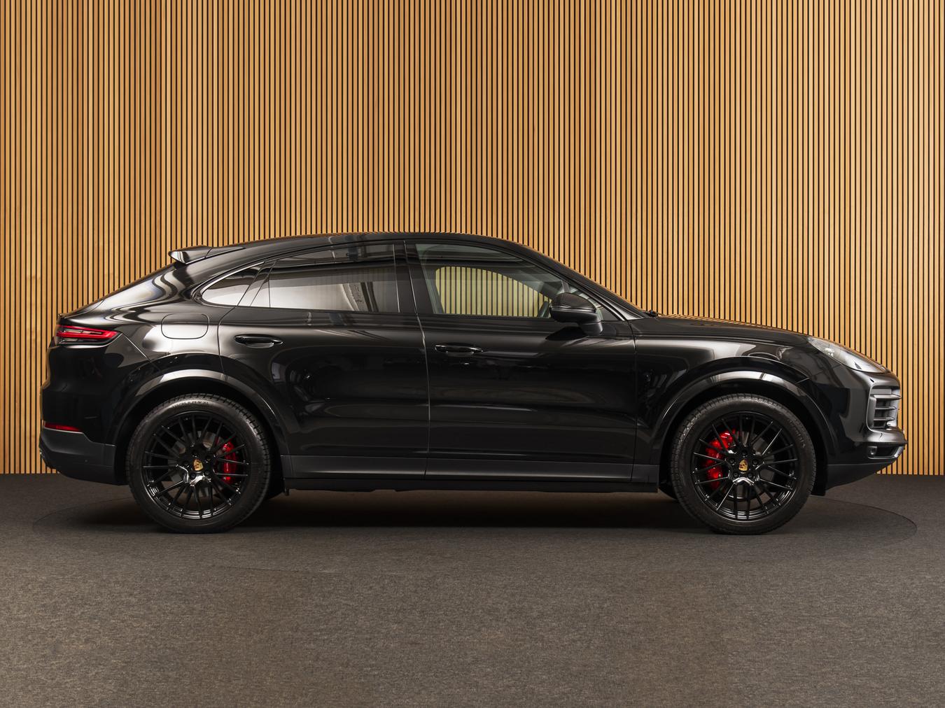 Porsche Cayenne E-Hybrid Coupe