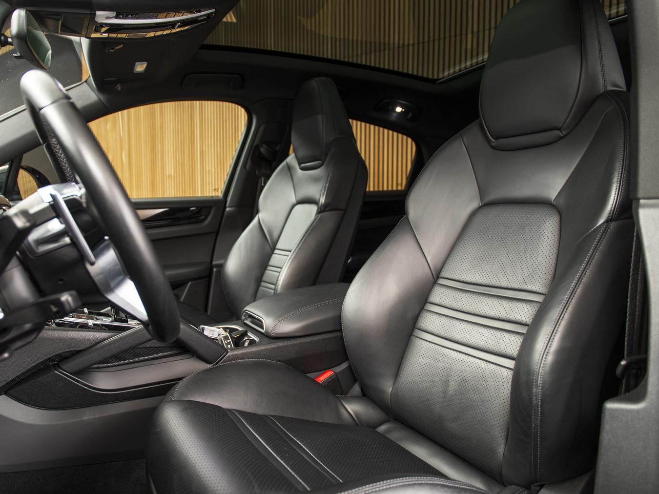 Porsche Cayenne E-Hybrid Coupe