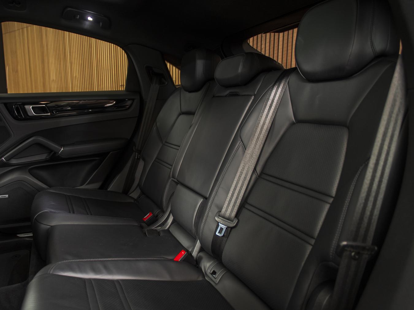Porsche Cayenne E-Hybrid Coupe