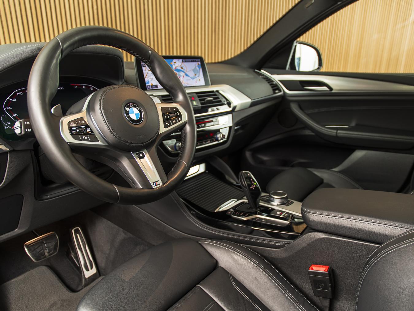 BMW X4 M40i