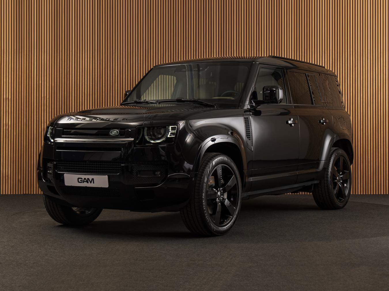 Land Rover Defender 110 X-Dynamic HSE P300e