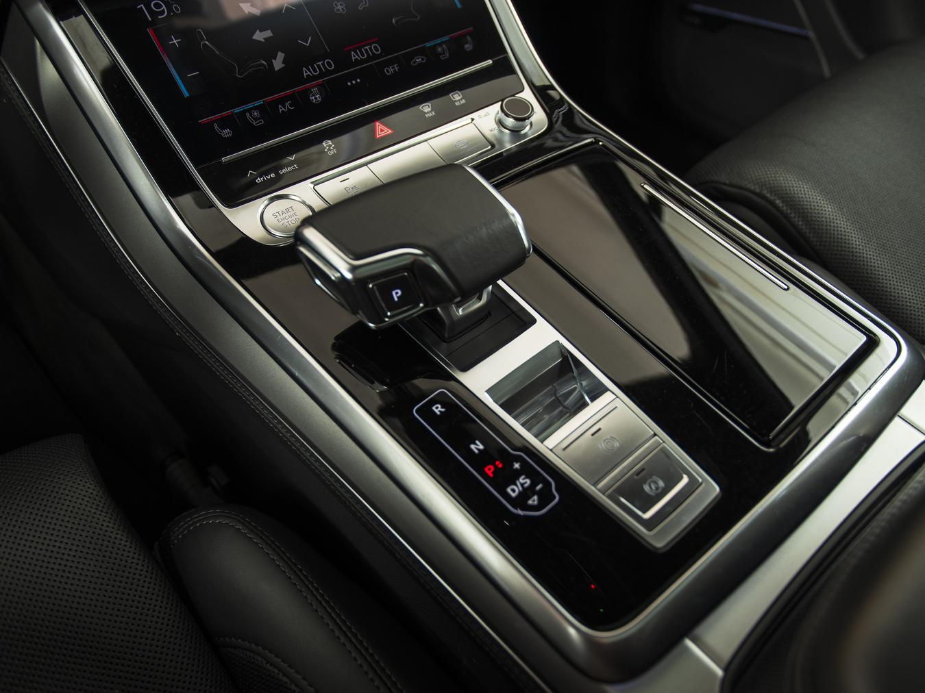 Audi Q7 55 TFSI-e Quattro S-Line