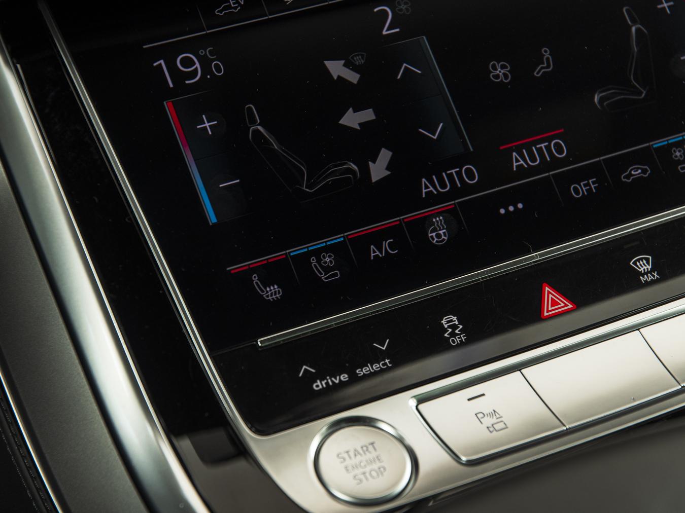 Audi Q7 55 TFSI-e Quattro S-Line