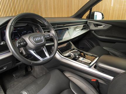 Audi Q7 55 TFSI-e Quattro S-Line
