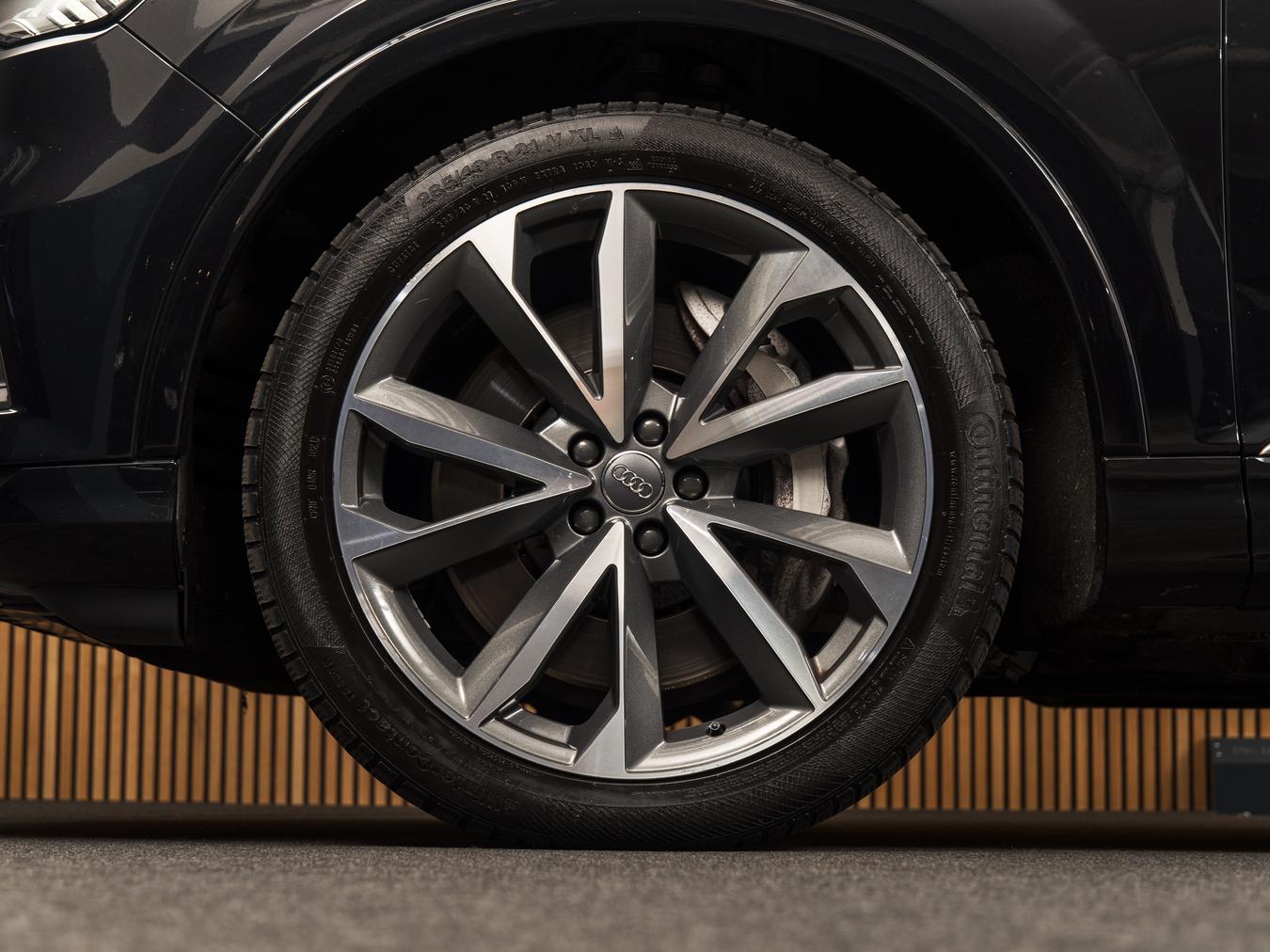 Audi Q7 55 TFSI-e Quattro S-Line