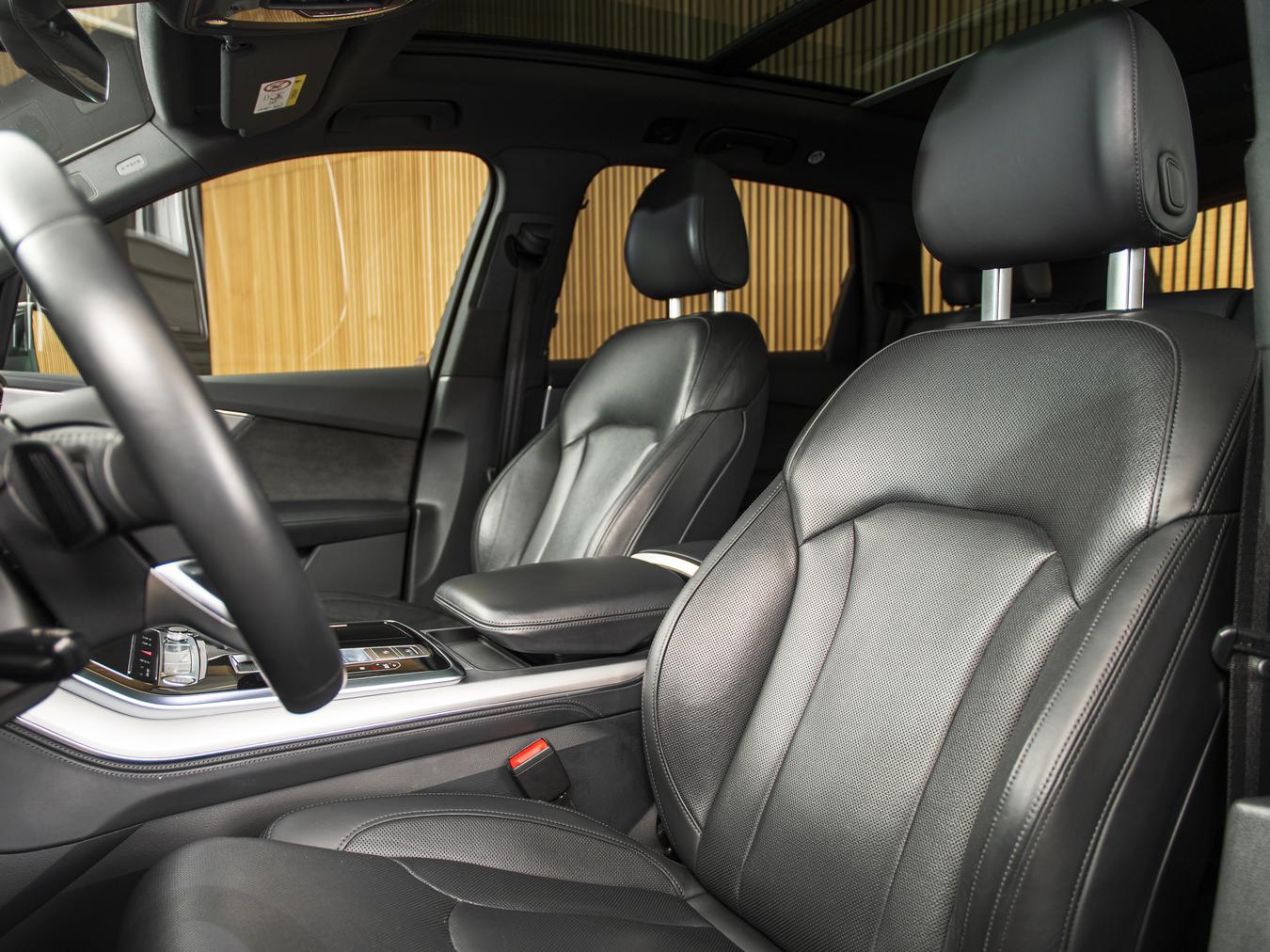 Audi Q7 55 TFSI-e Quattro S-Line