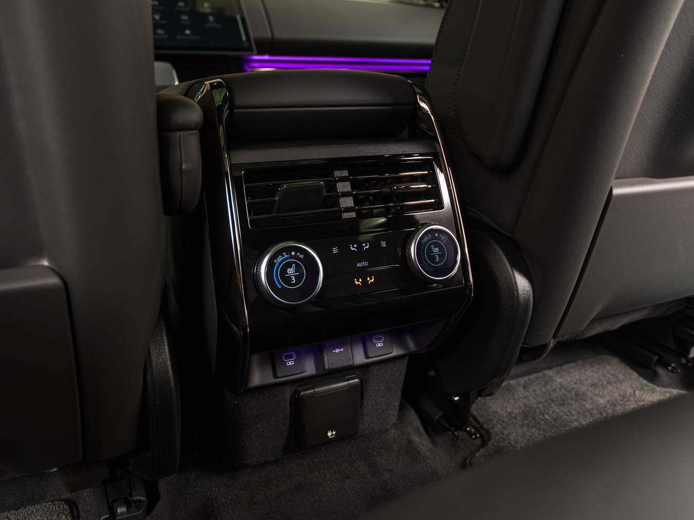 Land Rover Range Rover Sport P550e Autobiography