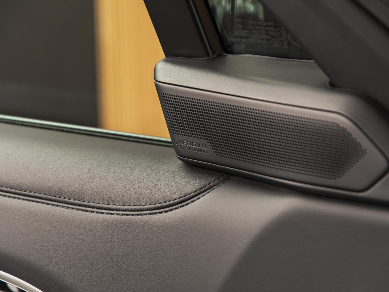 Land Rover Range Rover P460e HSE