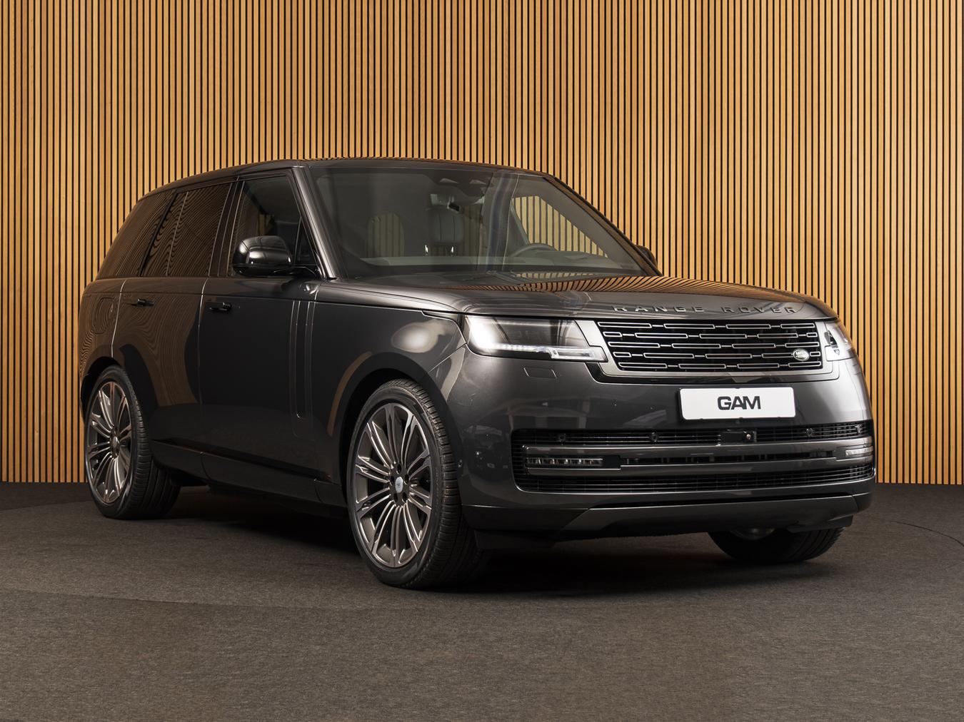 Land Rover Range Rover P460e HSE