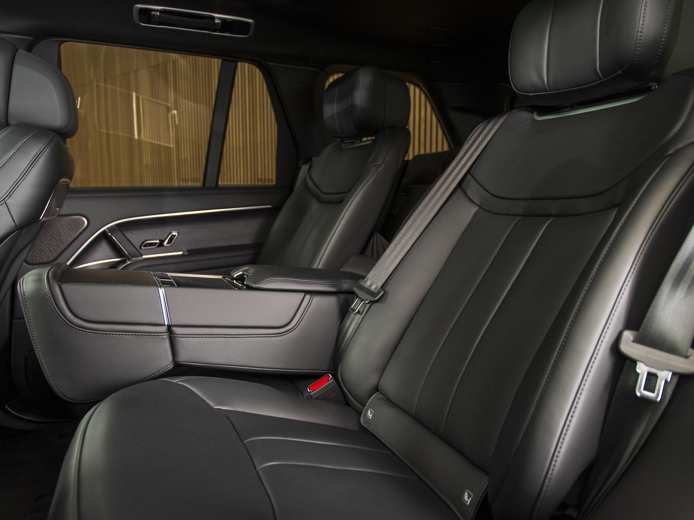 Land Rover Range Rover P550e Autobiography