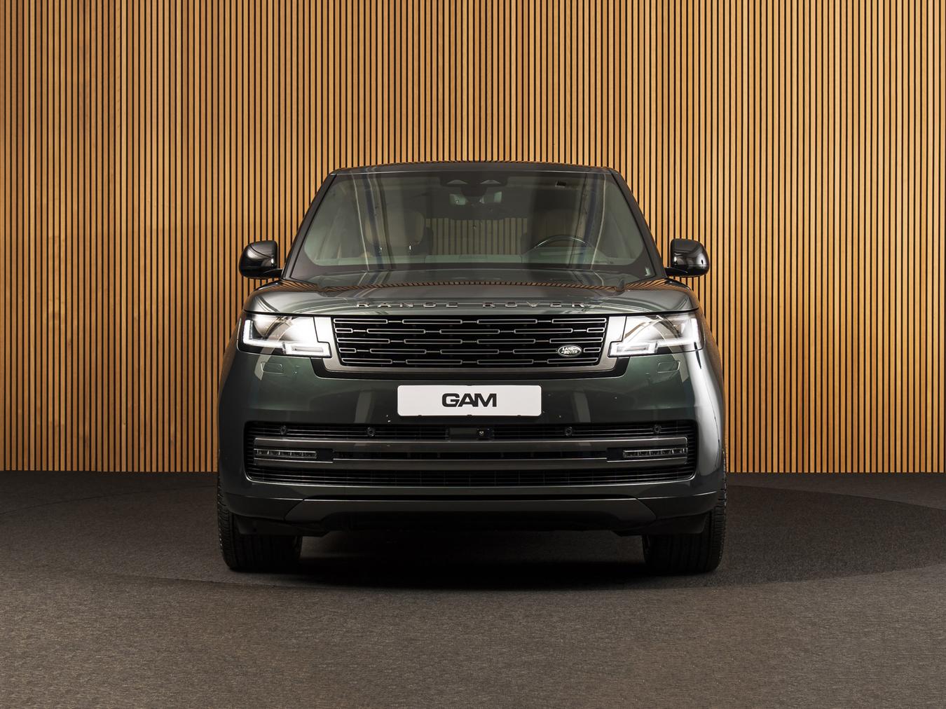 Land Rover Range Rover P550e Autobiography