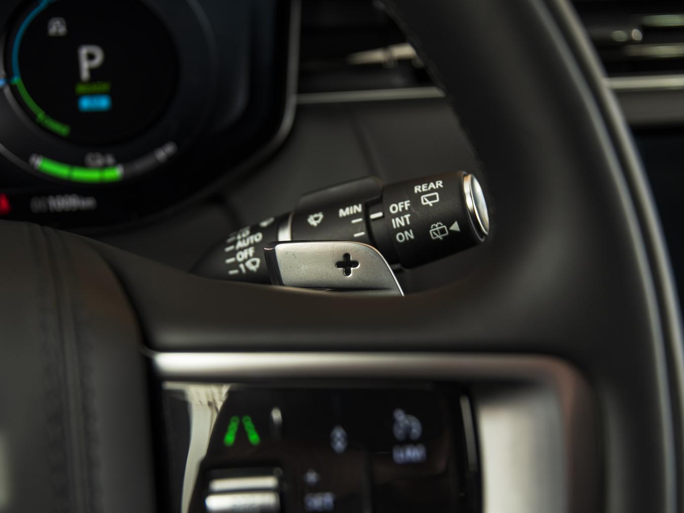 Land Rover Range Rover P460e HSE