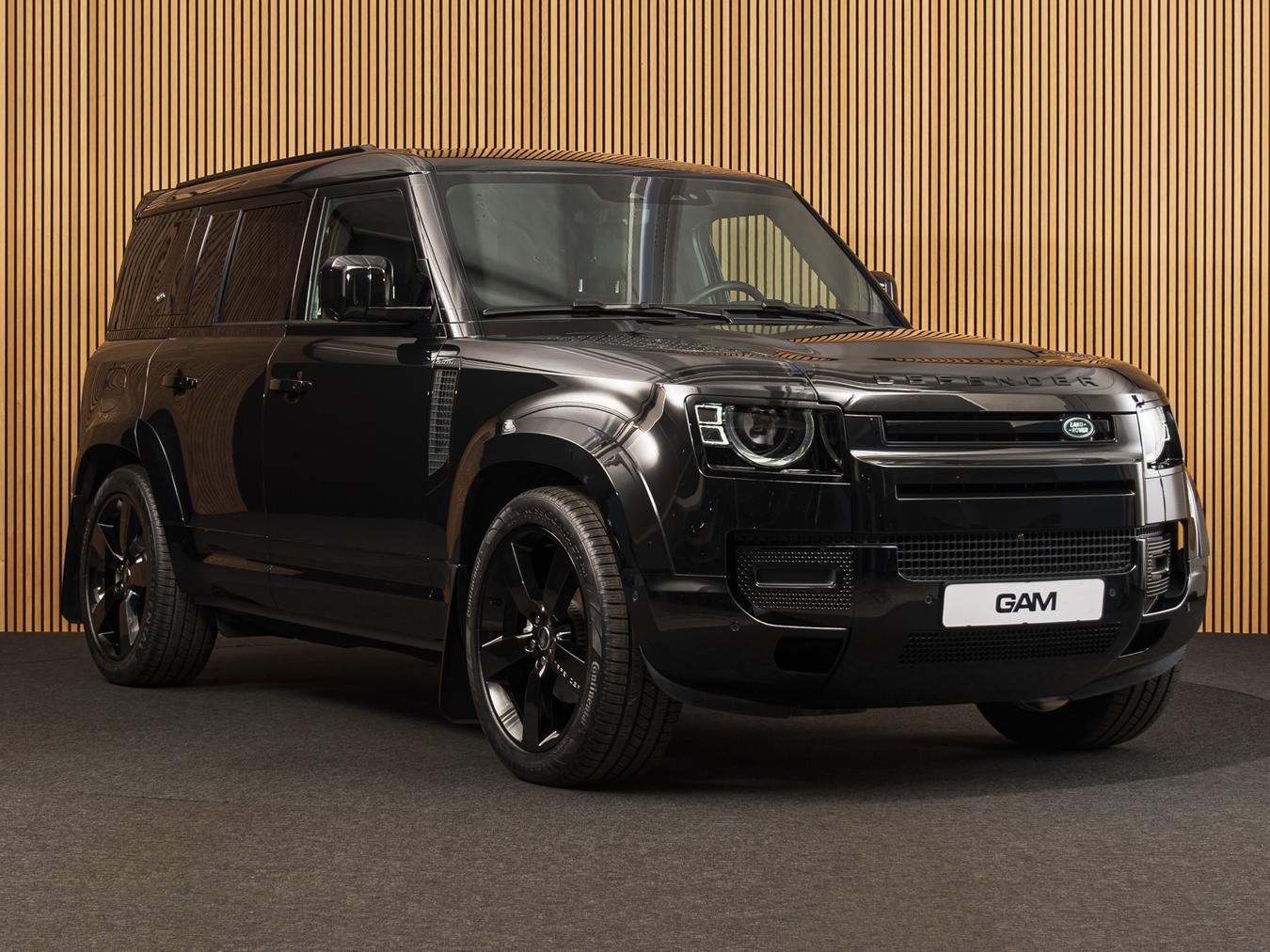 Land Rover Defender 110 D250 X Dynamic SE