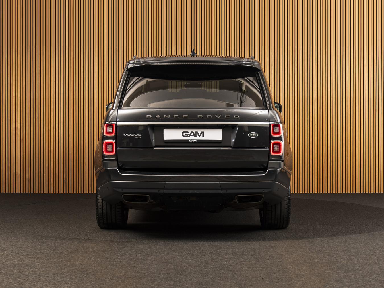 Land Rover Range Rover P400e Vogue