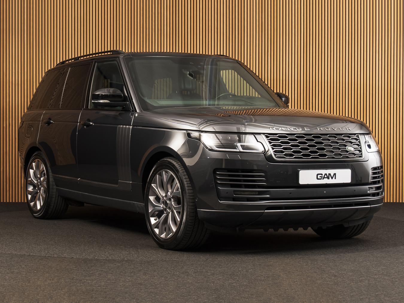 Land Rover Range Rover P400e Vogue