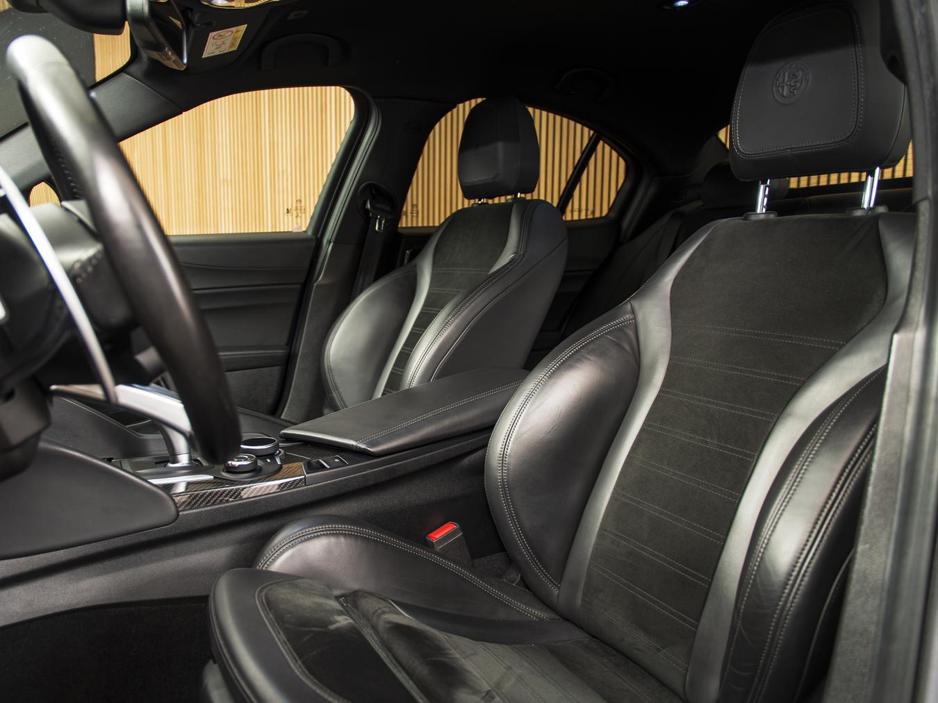 Alfa Romeo  Giulia 2.9 V6 Quadrifoglio