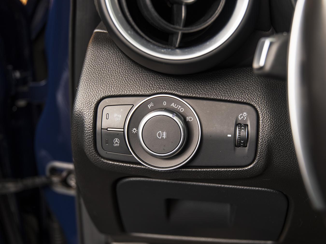 Alfa Romeo  Giulia 2.9 V6 Quadrifoglio