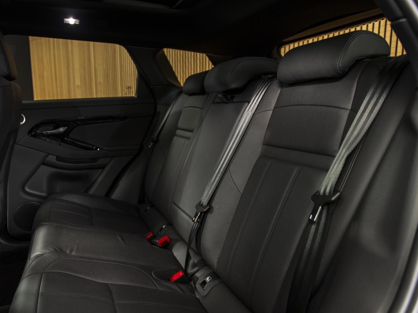 Land Rover Range Rover Evoque P270e R-Dynamic SE