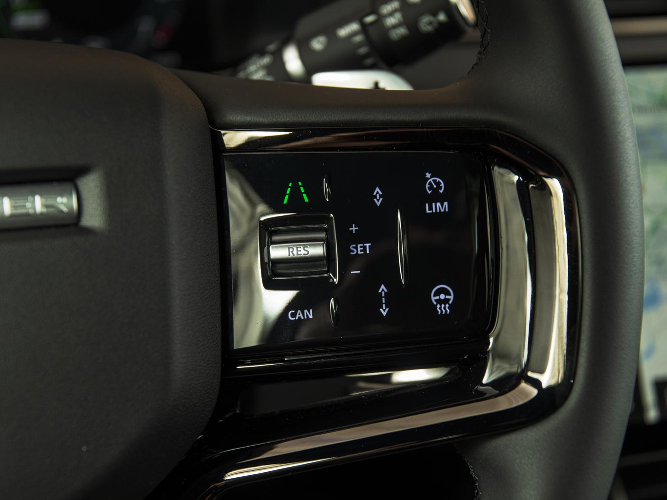 Land Rover Range Rover Evoque P270e R-Dynamic SE