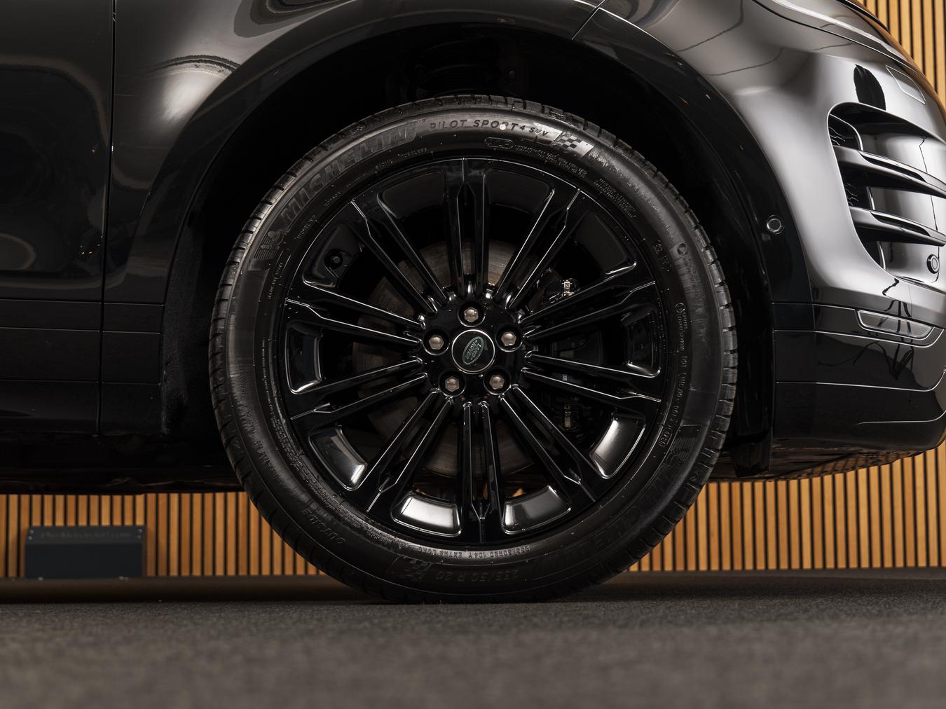 Land Rover Range Rover Evoque P270e R-Dynamic SE