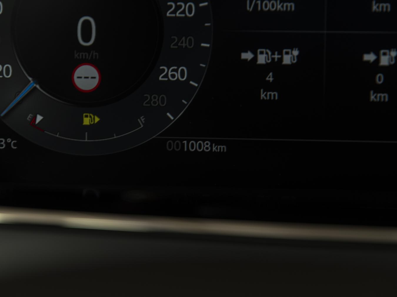 Land Rover Range Rover Evoque P270e R-Dynamic SE