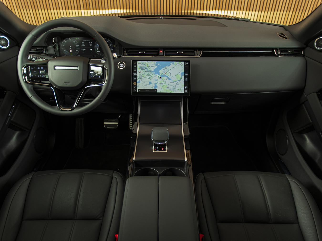 Land Rover Range Rover Evoque P270e R-Dynamic SE