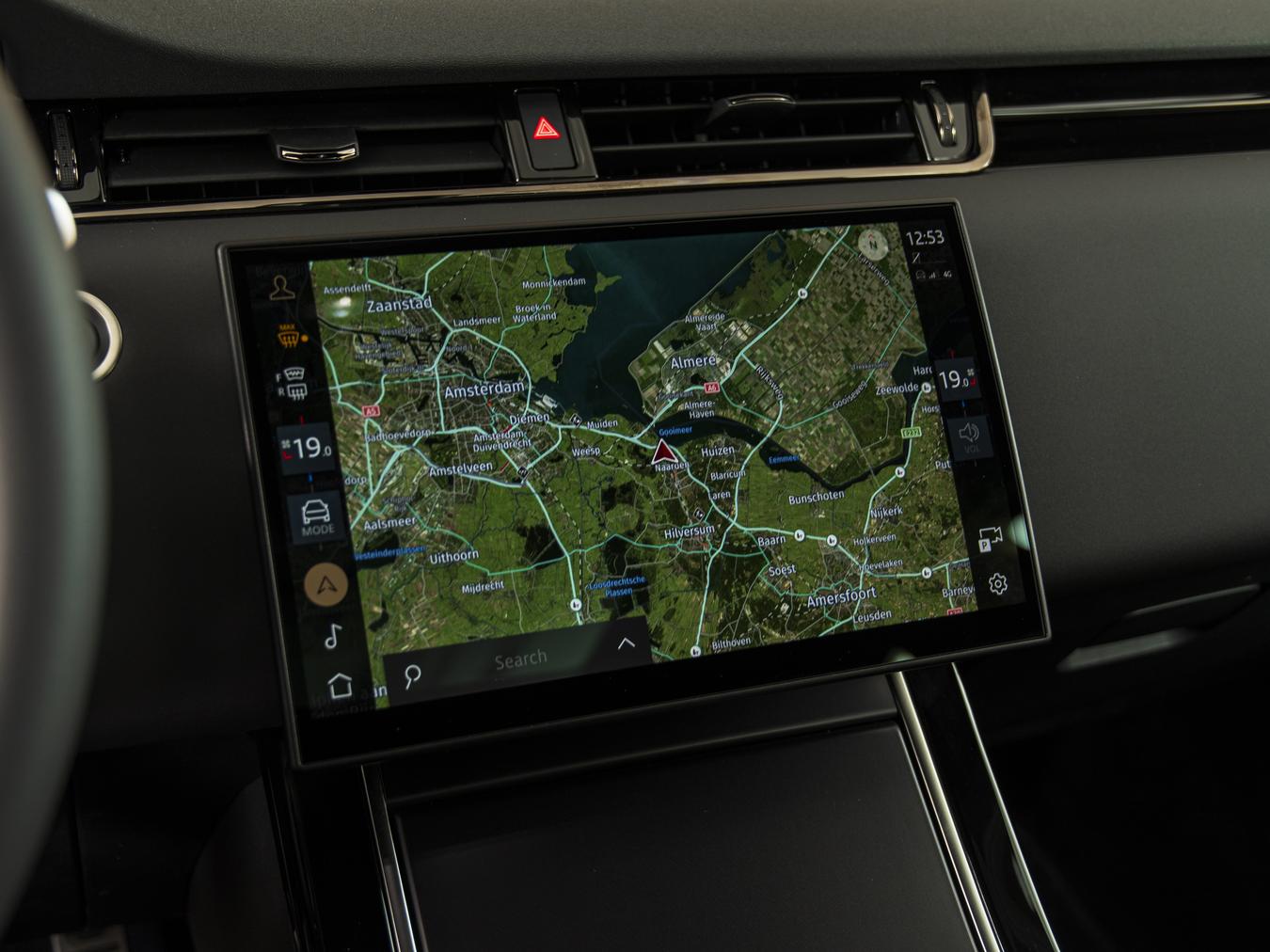 Land Rover Range Rover Evoque P270e R-Dynamic SE