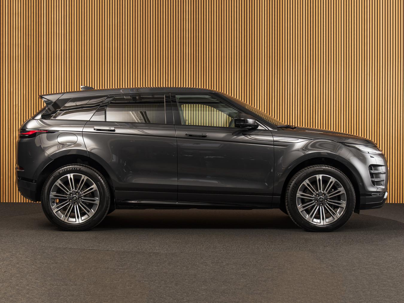 Land Rover Range Rover Evoque P270e R-Dynamic SE