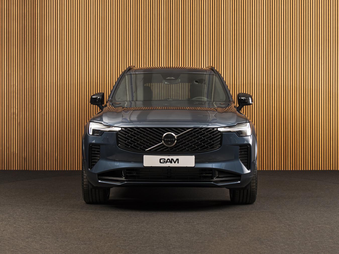 Volvo XC90 T8 AWD Ultra Dark