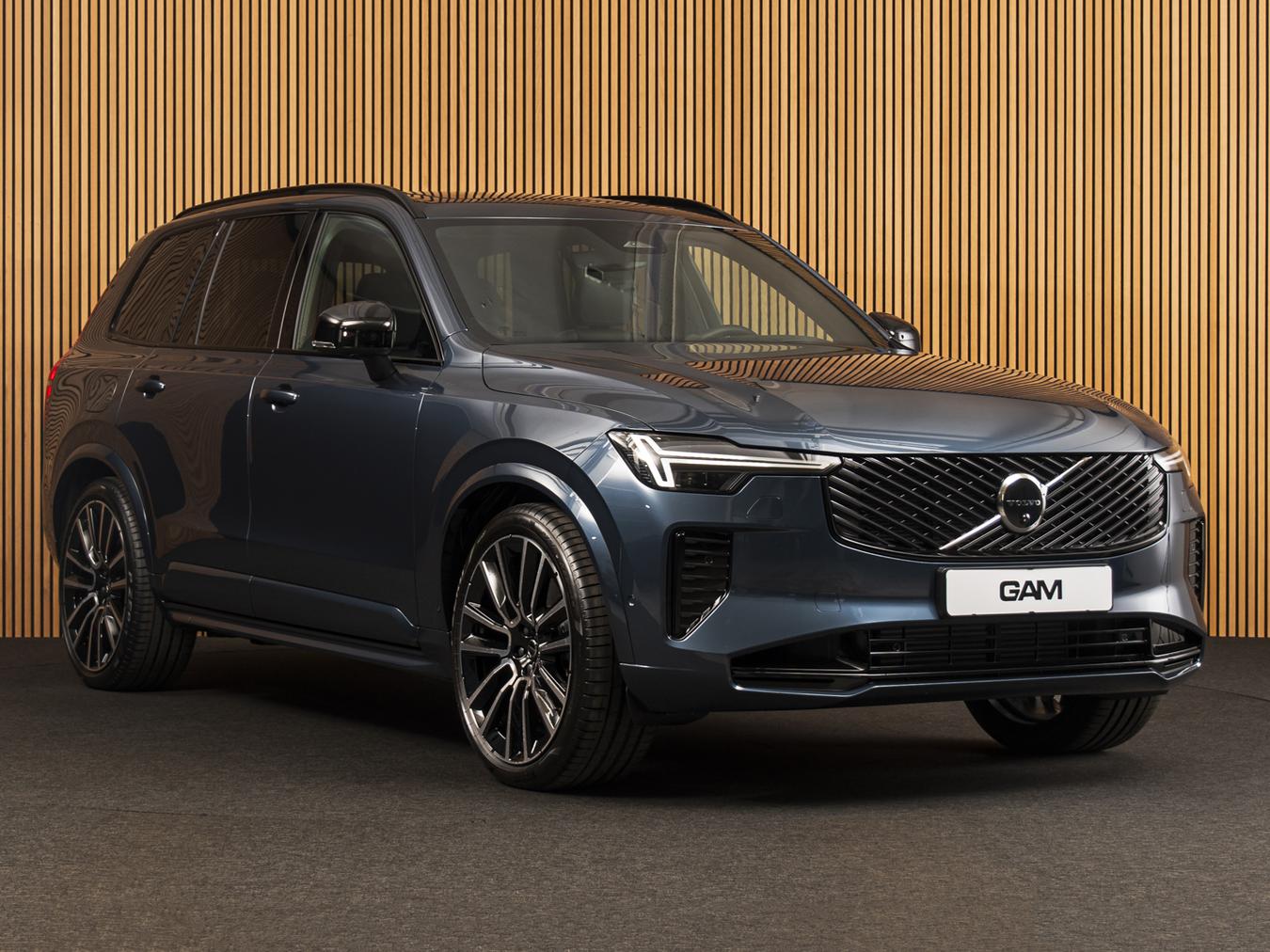 Volvo XC90 T8 AWD Ultra Dark