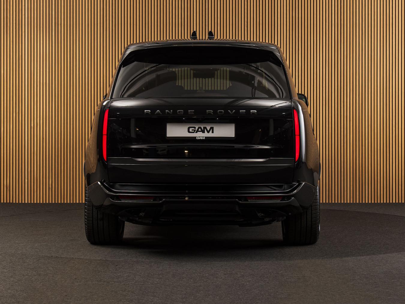 Land Rover Range Rover P460e HSE