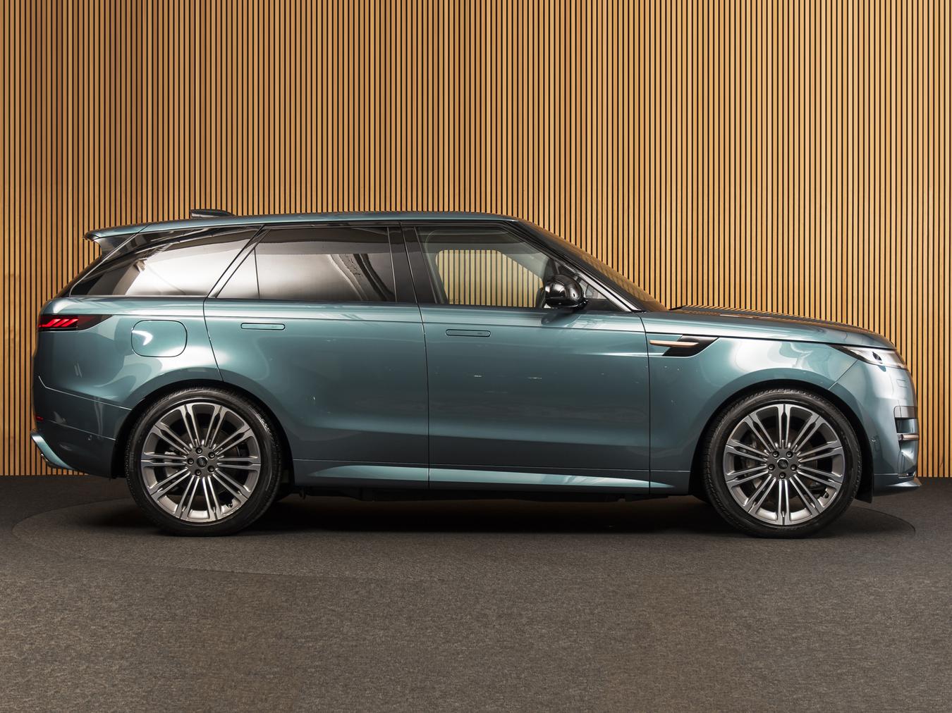 Land Rover Range Rover Sport P460e Dynamic SE