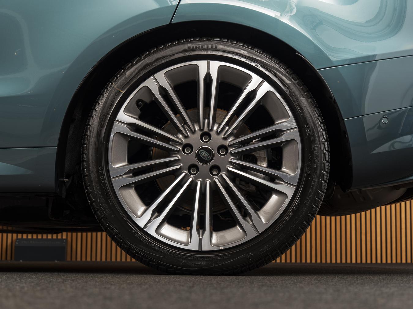 Land Rover Range Rover Sport P460e Dynamic SE