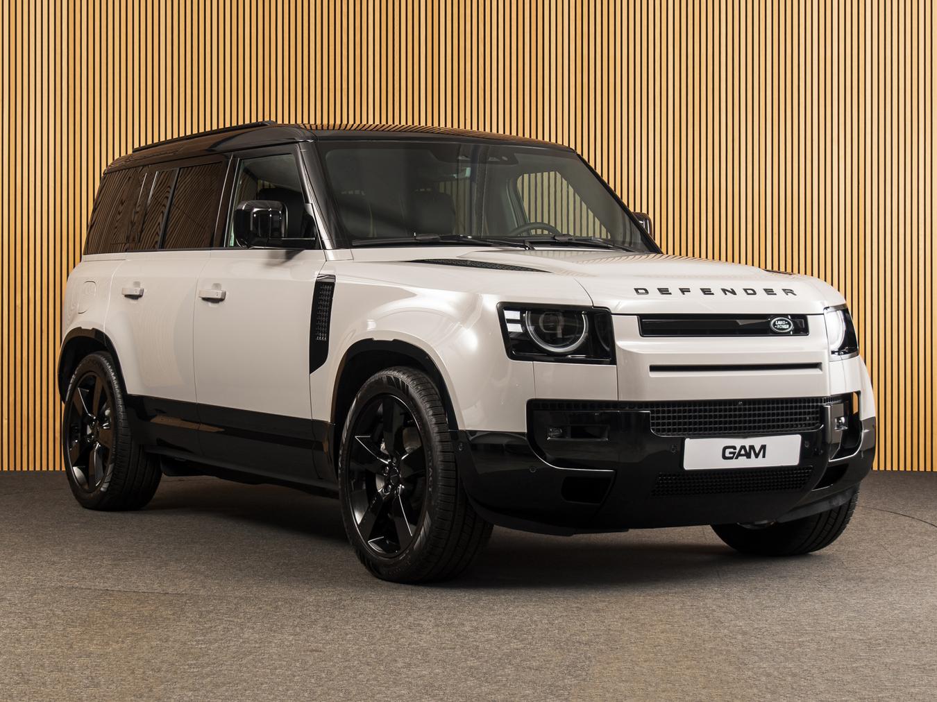 Land Rover Defender 110 X-Dynamic HSE P300e