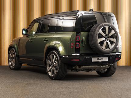 Land Rover Defender 110 X-Dynamic HSE P300e