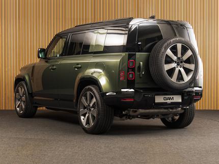 Land Rover Defender 110 X-Dynamic HSE P300e