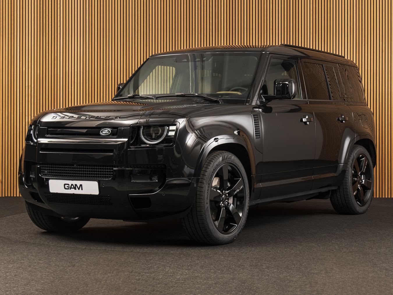 Land Rover Defender 110 X-Dynamic HSE P300e