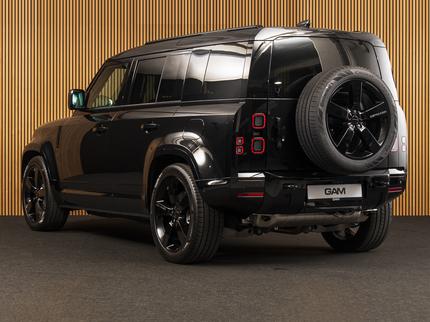 Land Rover Defender 110 X-Dynamic HSE P300e