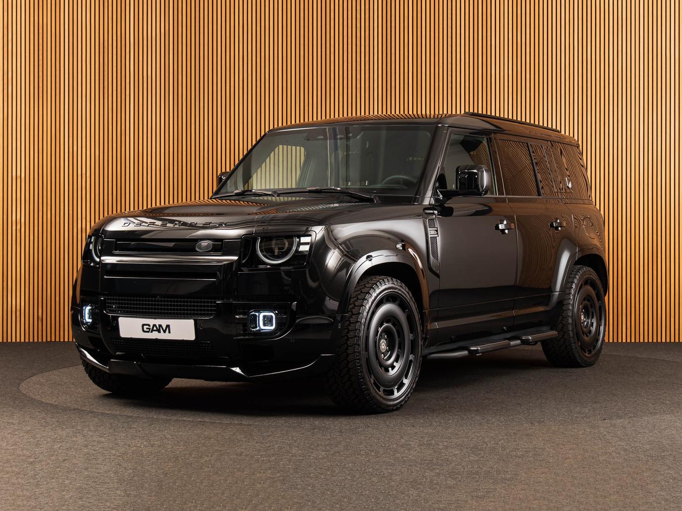Land Rover Defender 110 X-Dynamic HSE P300e