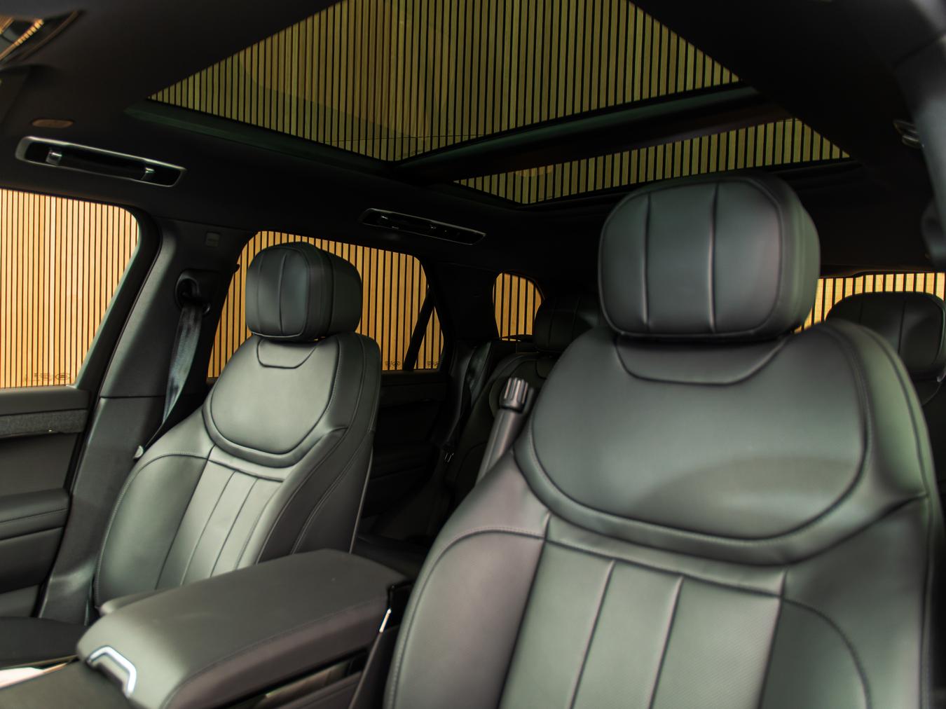 Land Rover Range Rover Sport P460e Dynamic HSE