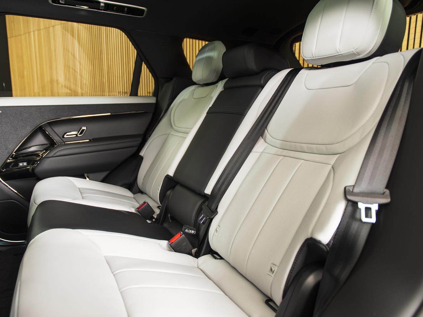 Land Rover Range Rover Sport P460e Dynamic HSE