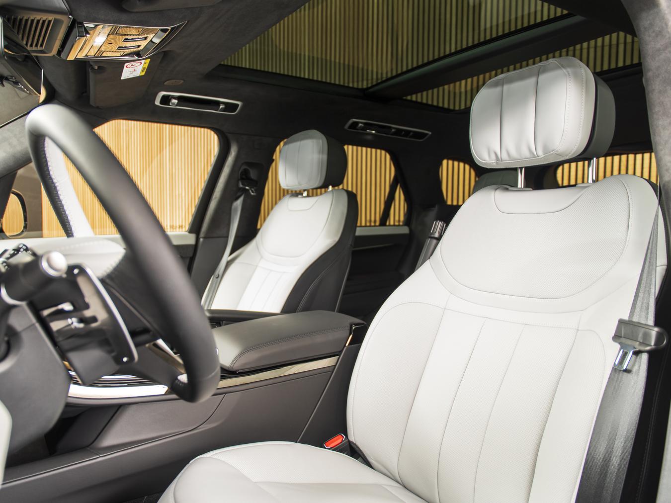 Land Rover Range Rover Sport P550e Autobiography