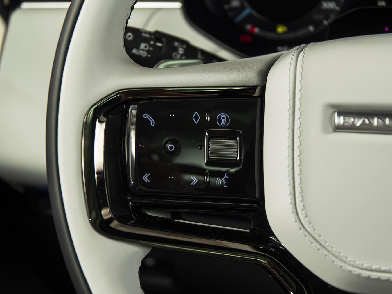 Land Rover Range Rover Sport P550e Autobiography