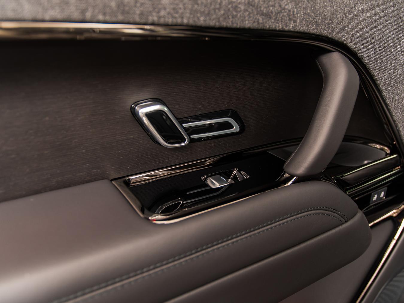 Land Rover Range Rover Sport P550e Autobiography