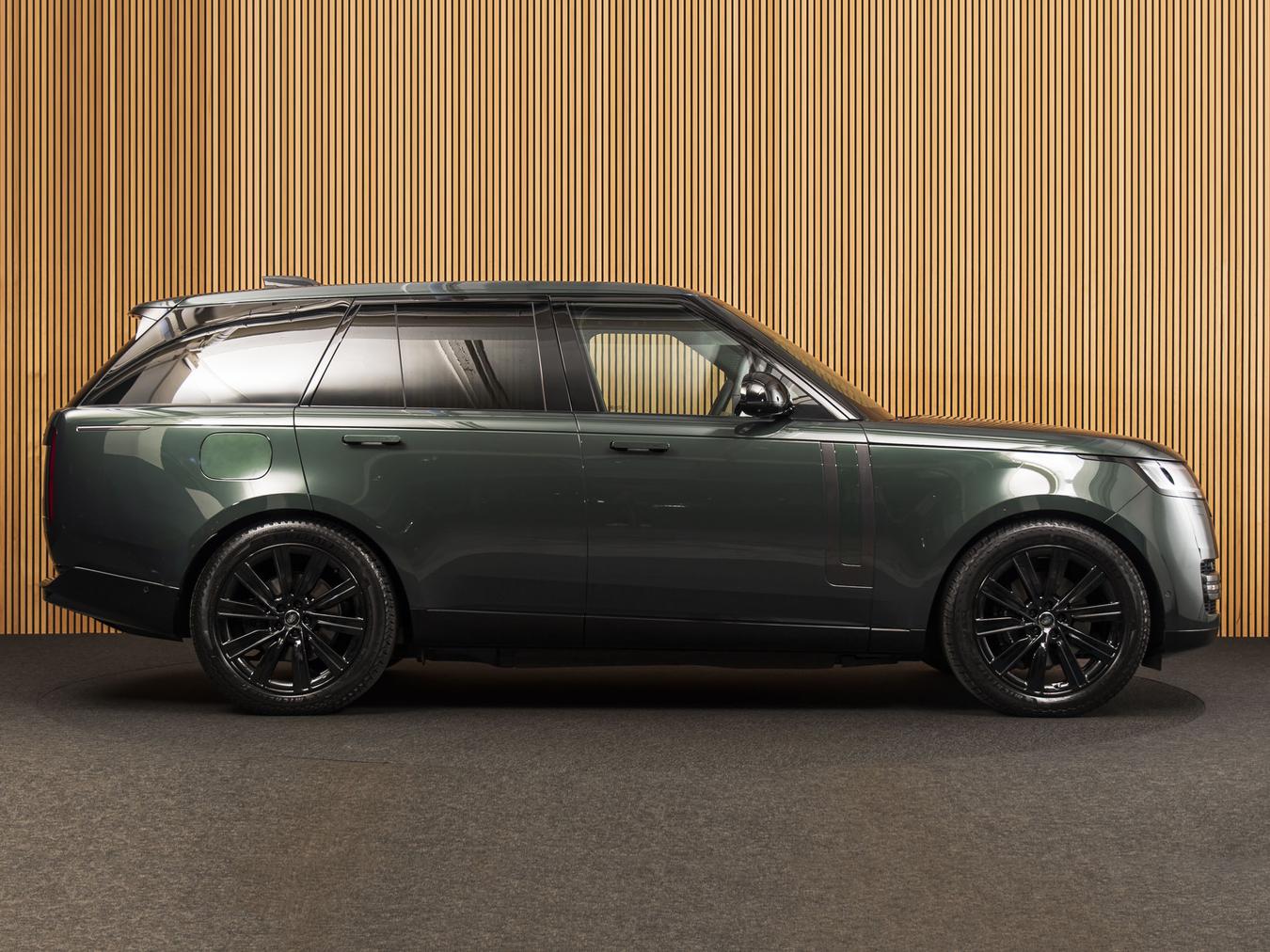 Land Rover Range Rover P460e HSE