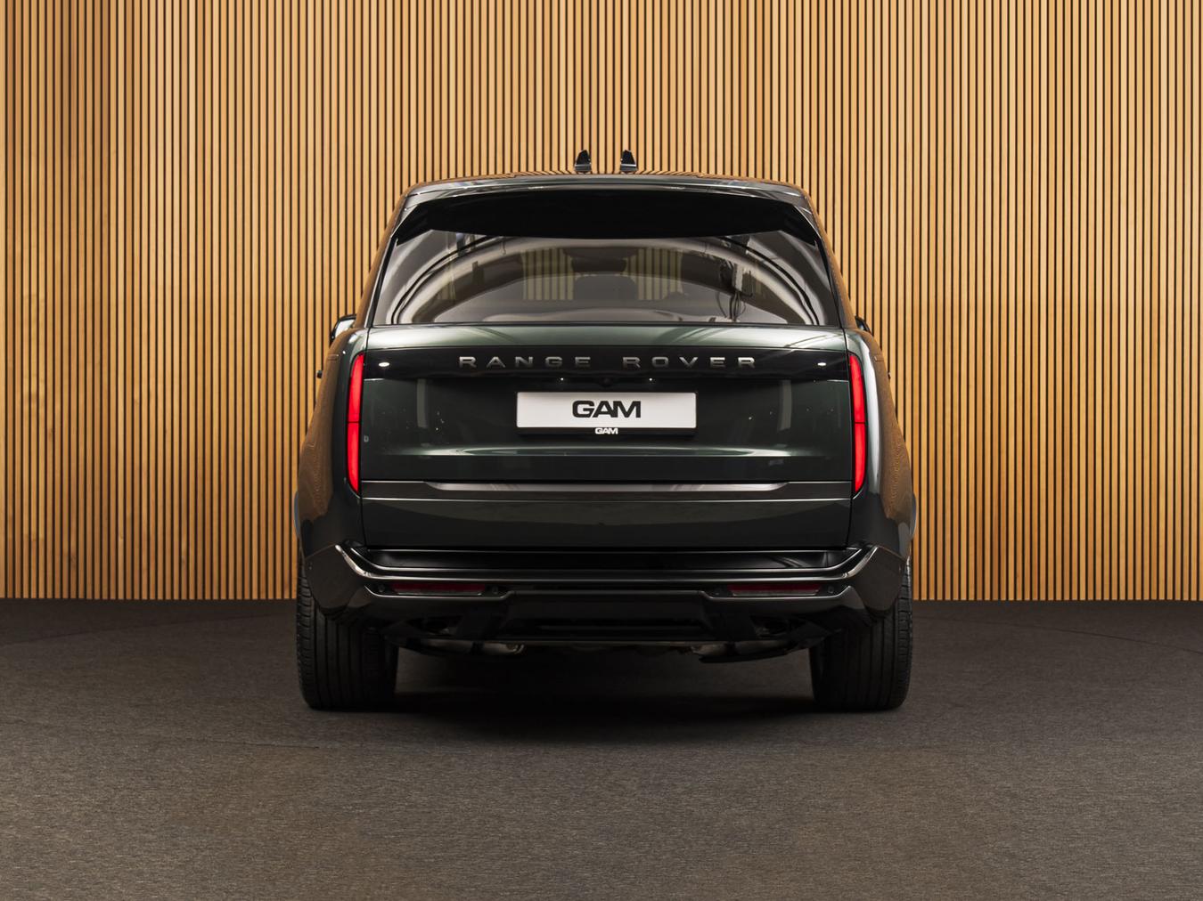 Land Rover Range Rover P460e HSE