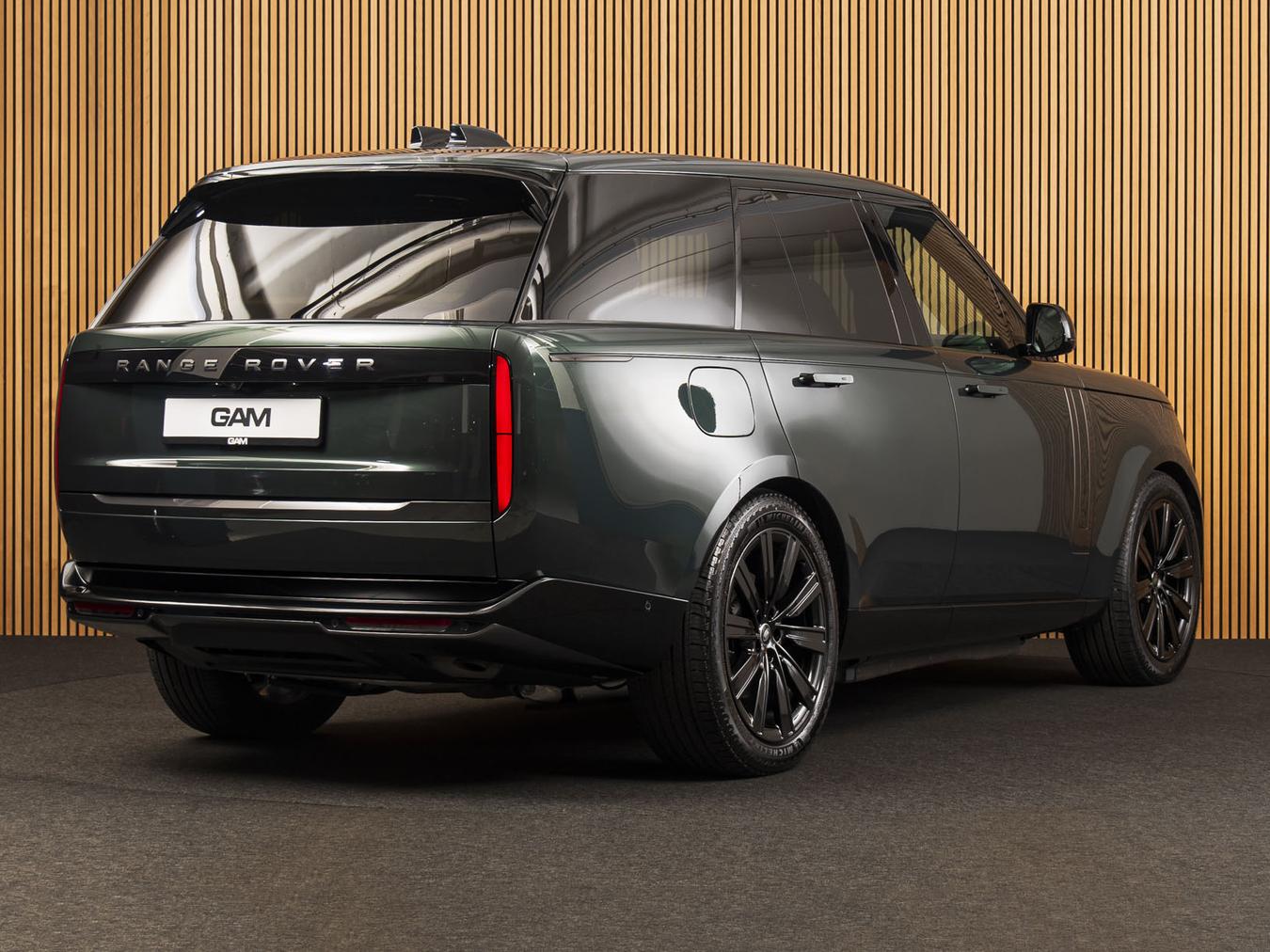 Land Rover Range Rover P460e HSE